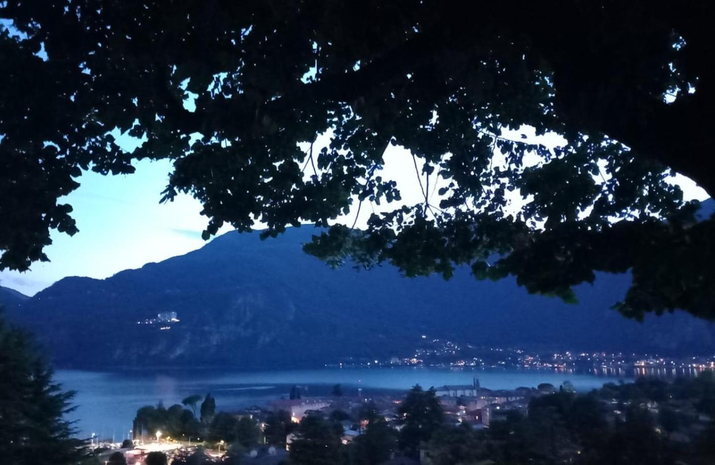 Lake And Guzzi View - Holiday Home Mandello del Lario Exterior photo