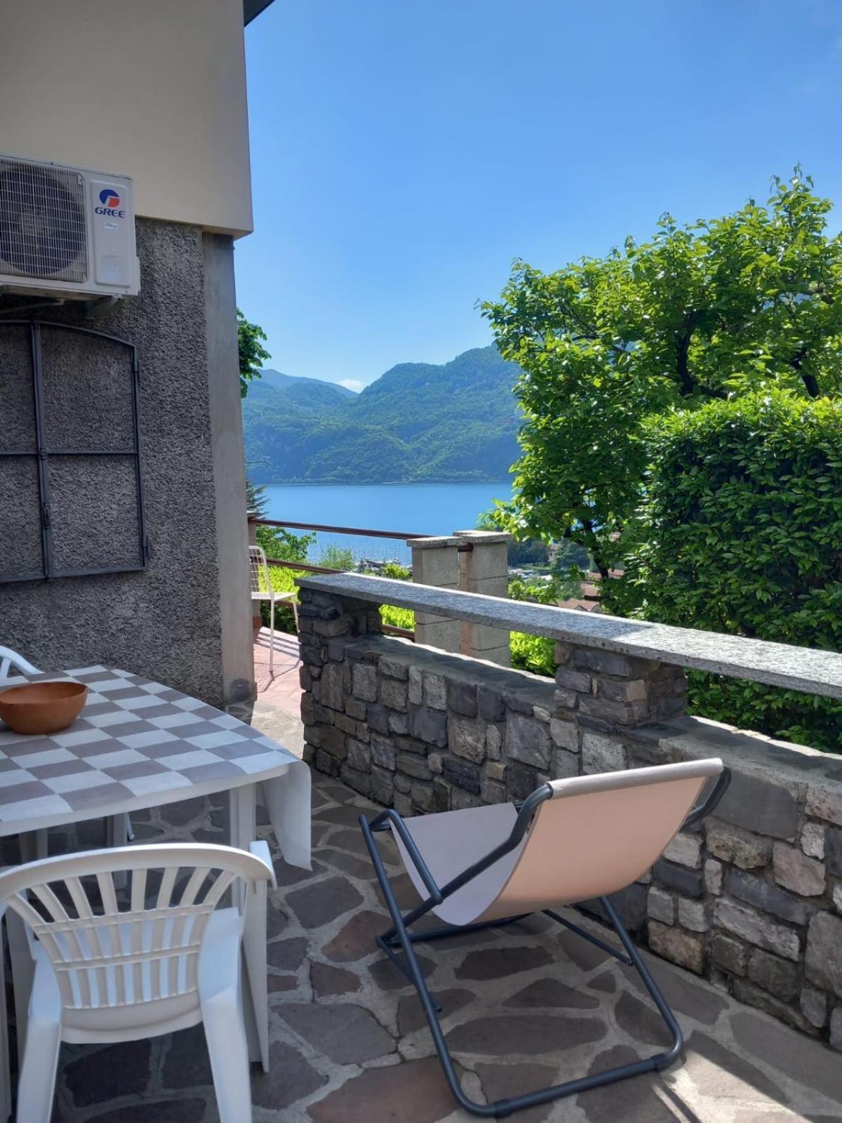 Lake And Guzzi View - Holiday Home Mandello del Lario Exterior photo